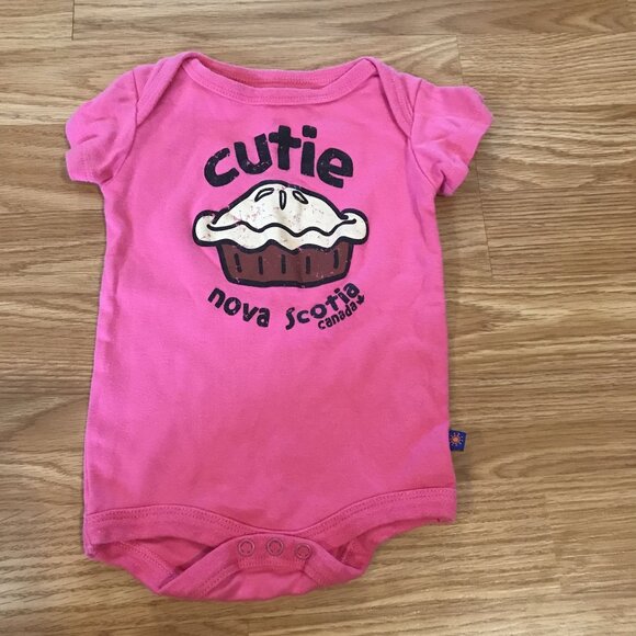 Baby Girl Short Sleeve One Piece Lot Of 7 Size 3-6M Mixed Patterns - Picture 4 of 16